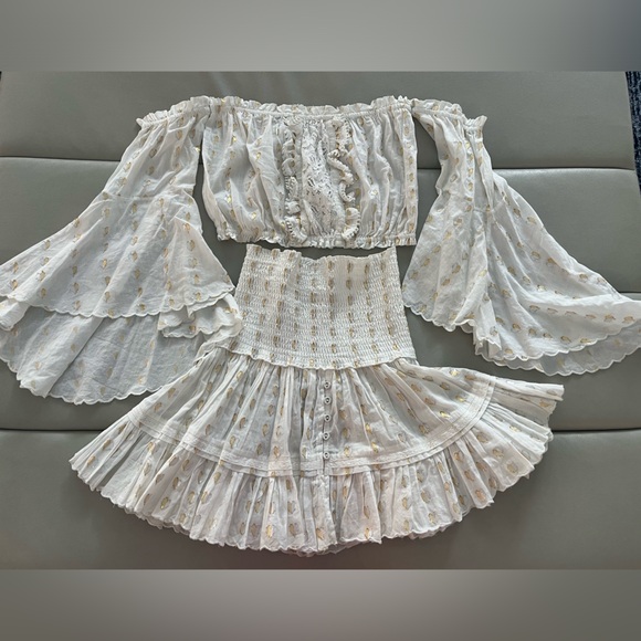 Other - Sunday st tropez white metallic set one size